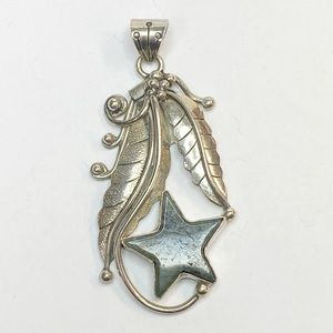 Vintage Sterling Silver Star Agate Pendant